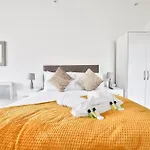 Charming Studio In Central Swansea
